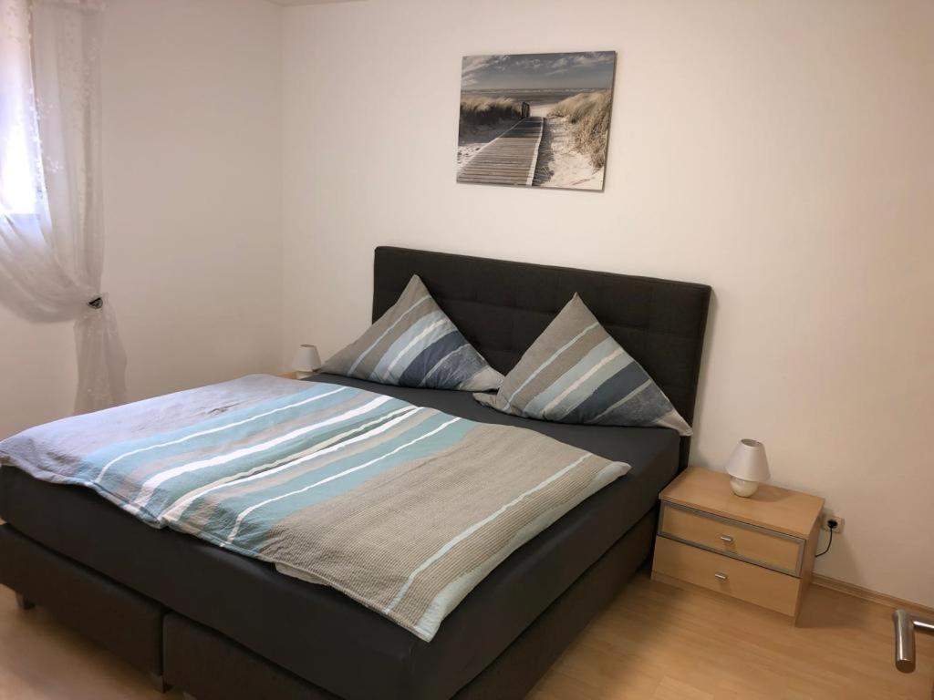 Ferienwohnung Ruderich ヒルシャルト エクステリア 写真