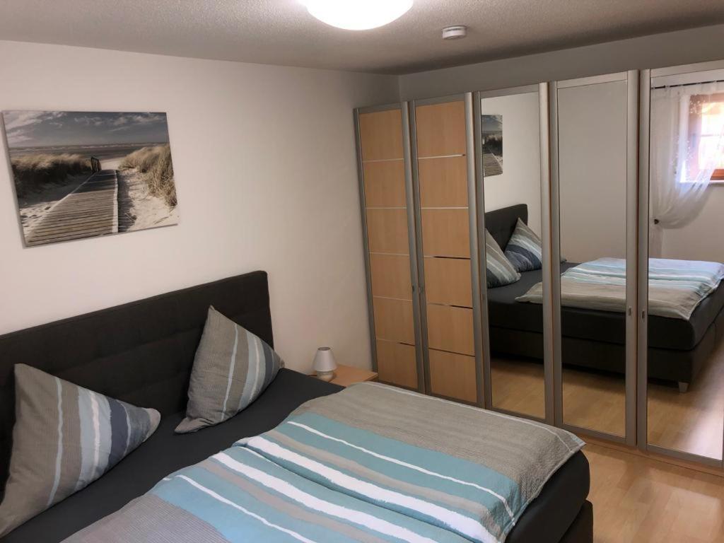 Ferienwohnung Ruderich ヒルシャルト エクステリア 写真